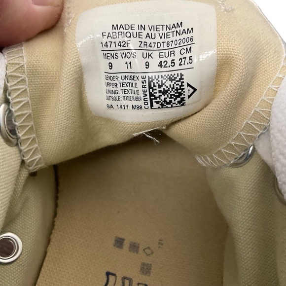 Converse Blue and White Canvas Sneakers with Rubber Toe Cap - Picture 7 of 8